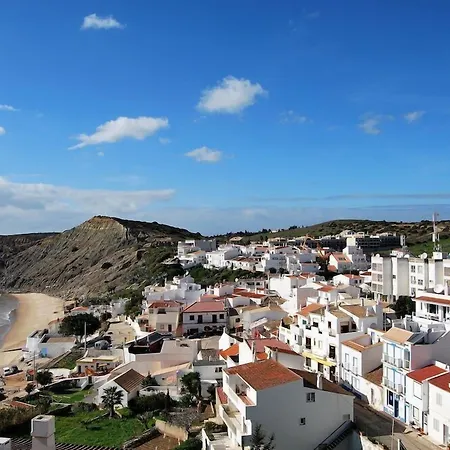 Praia Do Burgau-2